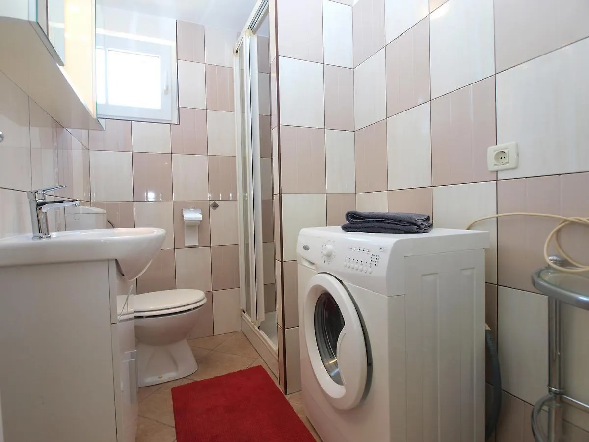 Apartment Vera 1623 Fazana